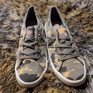 Blowfish Malibu shoes